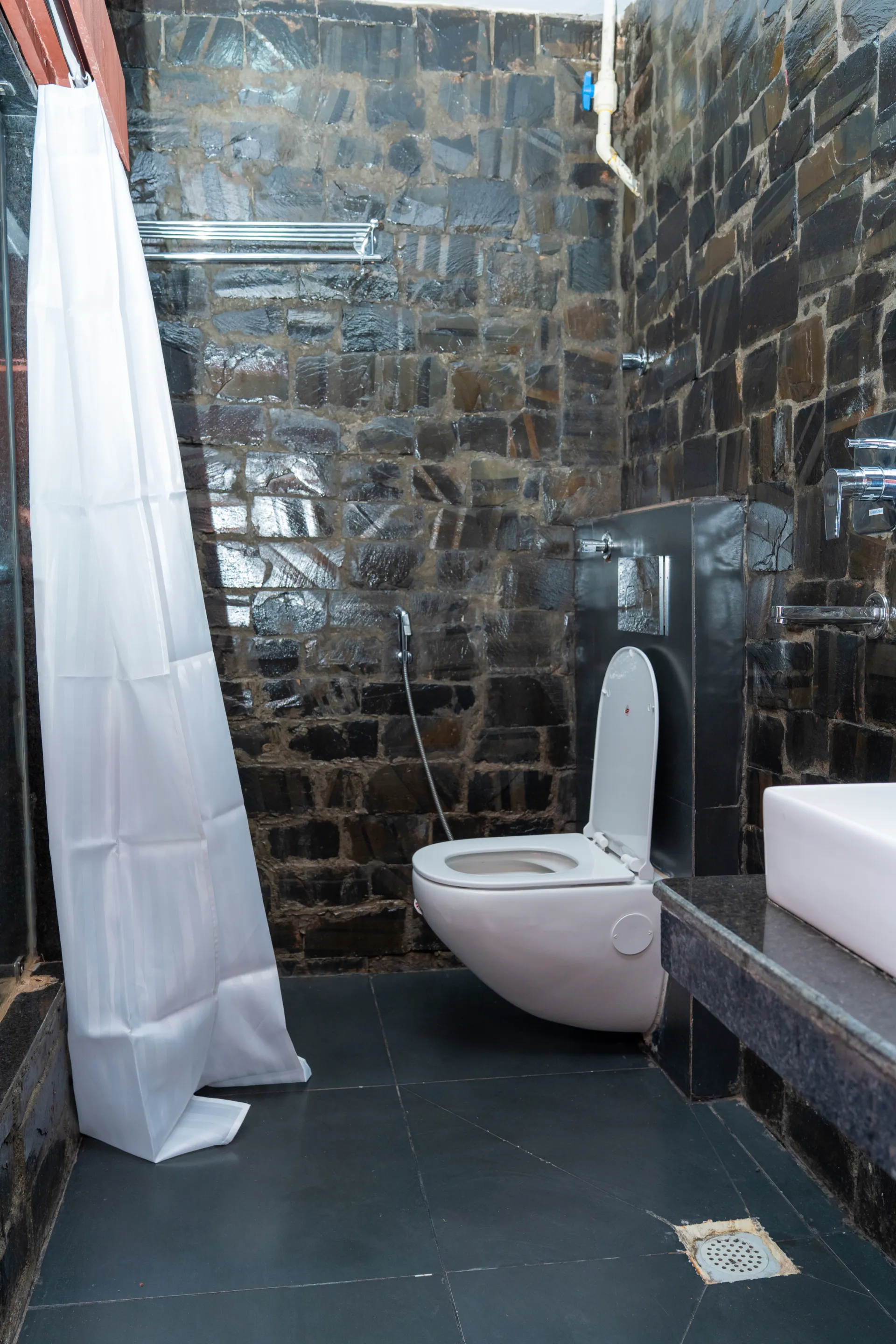Deluxe Luxury Room — image 3