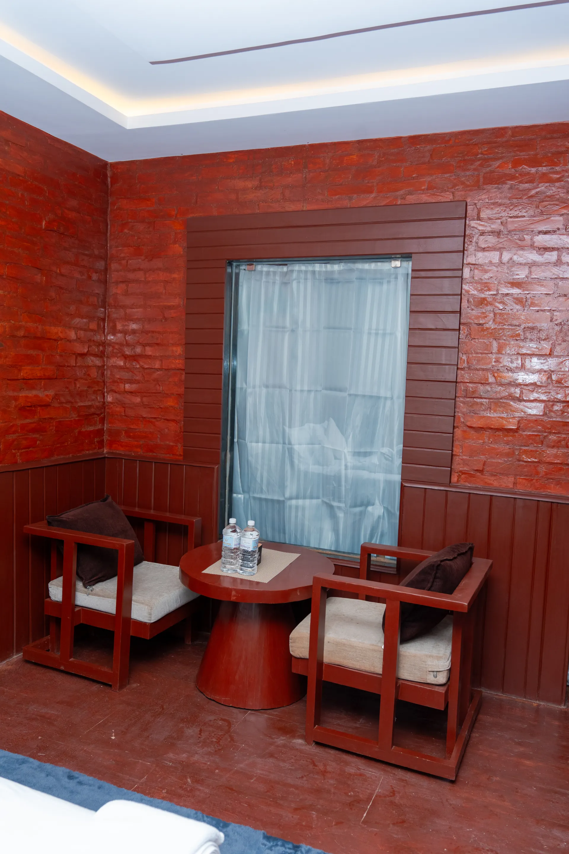 Deluxe Luxury Room — image 4