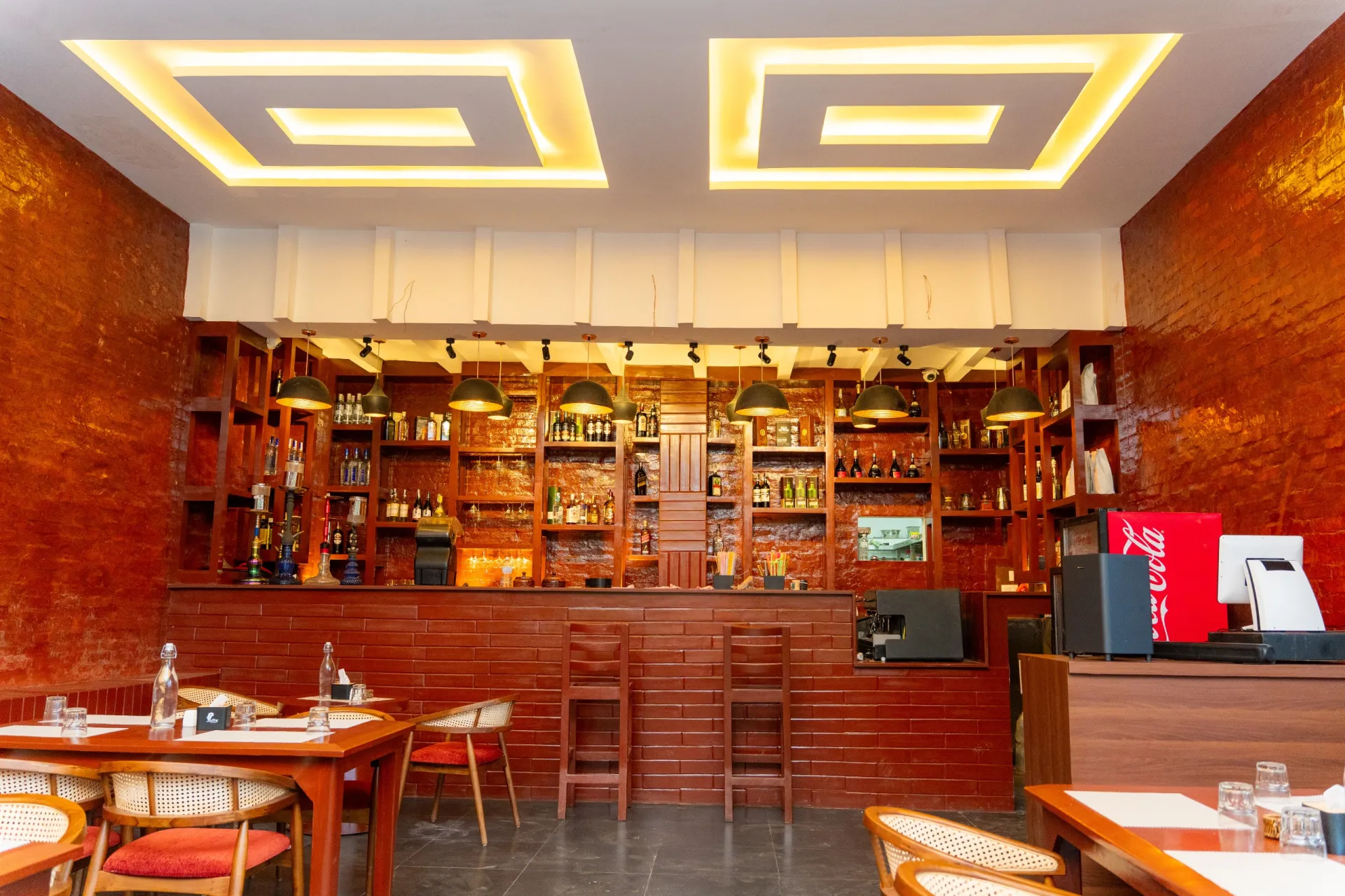 Restaurant — photo 4
